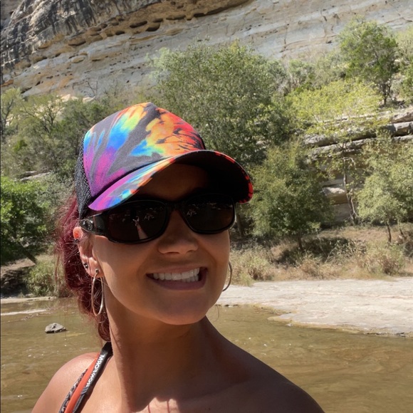 Meet your Posher, Roxie - Picture 2 of 7